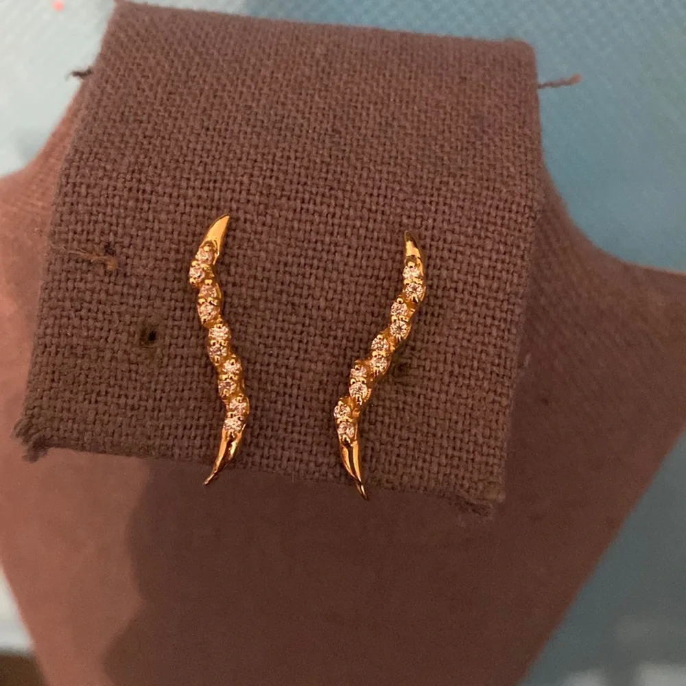 Vintage 14k Gold 10 Cubic Zirconia Ear Pin Earrings - small with bag